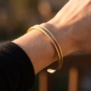 Foto Modelo Realista