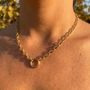 Foto Modelo Realista