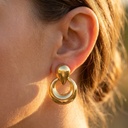 Foto Modelo Realista