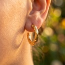 Foto Modelo Realista