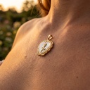 Foto Modelo Realista