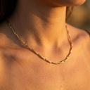 Foto Modelo Realista