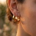 Foto Modelo Realista