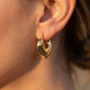 Foto Modelo Realista