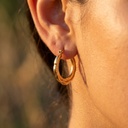 Foto Modelo Realista