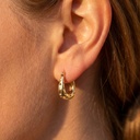 Foto Modelo Realista