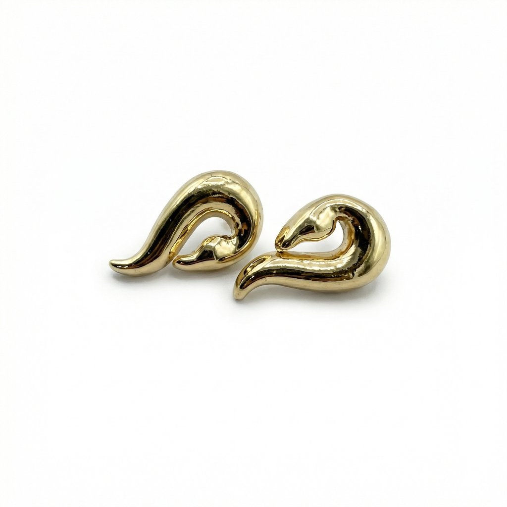 [AR-106] Arete Chapa de oro 18K · AR-106